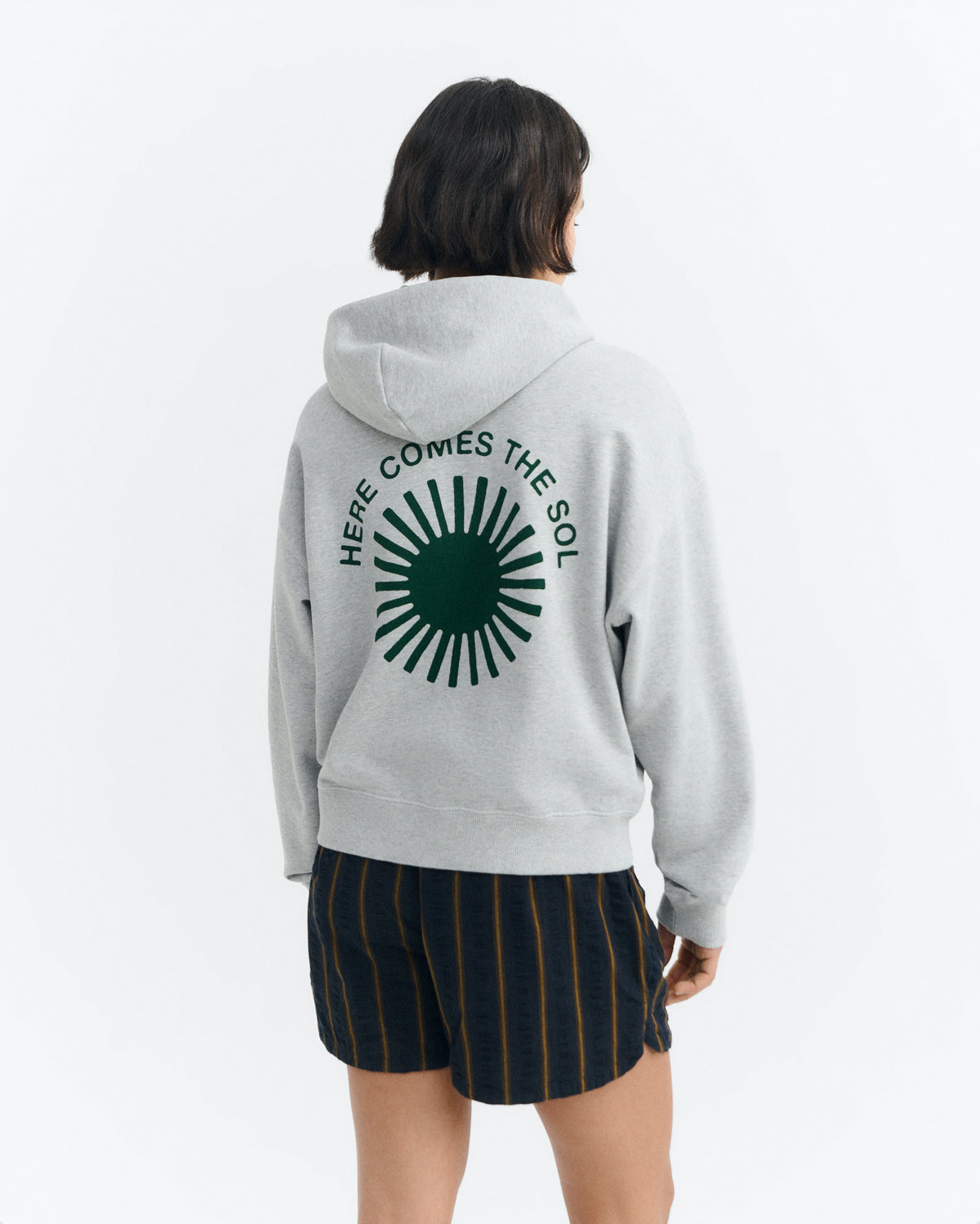 Hoodie sol espalda verde Valeria sostenible - 4