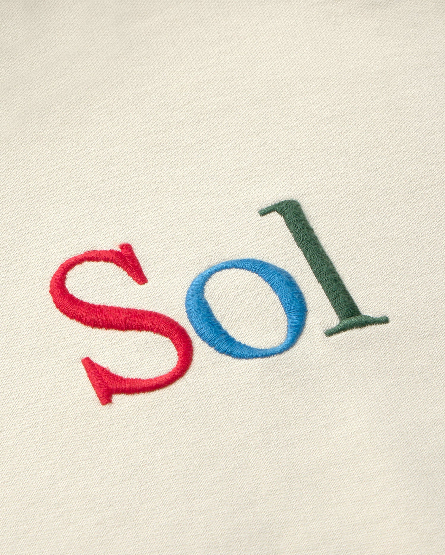 Sudadera capucha blanca sol type Valeria sostenible - silueta 2