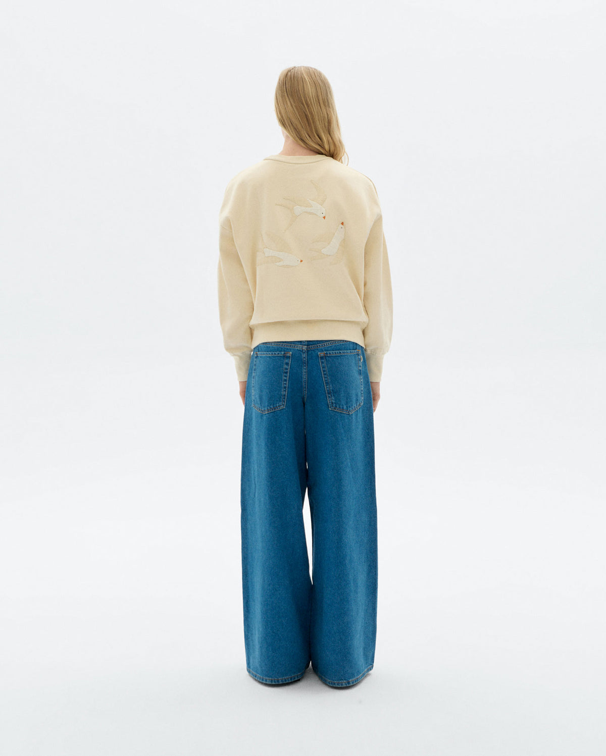 Sudadera bordada a mano bird Jodie sostenible - 4