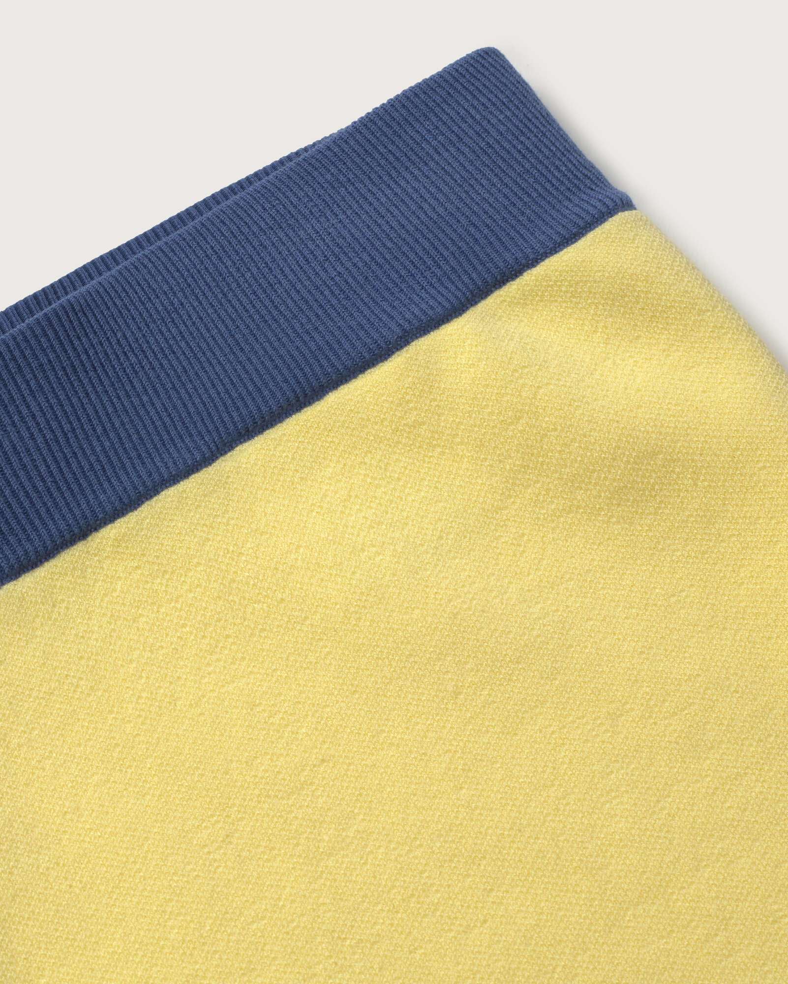 Culottes punto amarillo Rudy sostenible silueta - 2