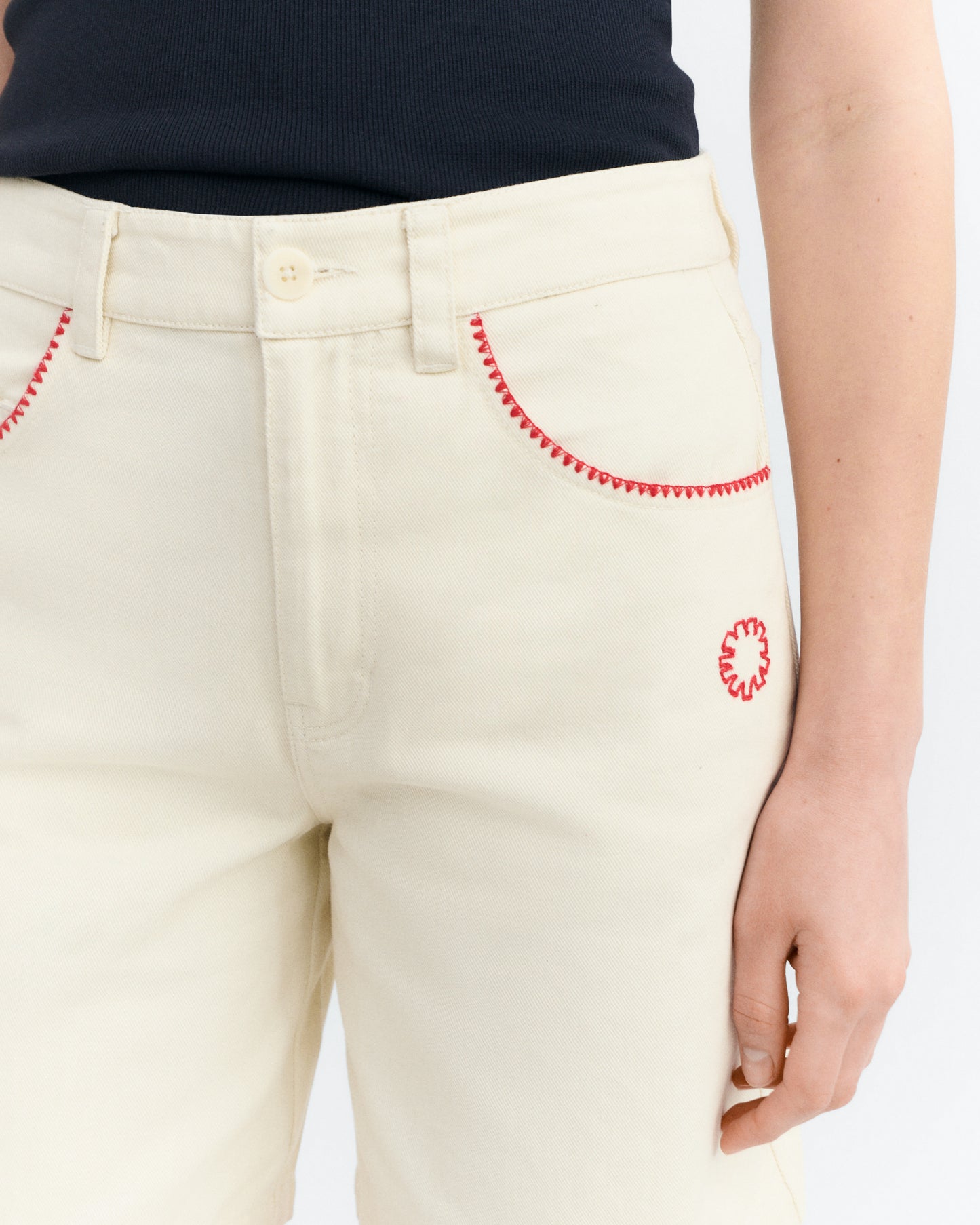 Shorts crudo ribete bordado a mano Luisa sostenible - 3