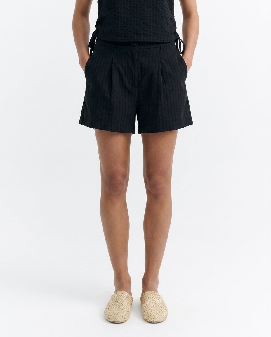 Schwarze Seersucker-Shorts von Narciso