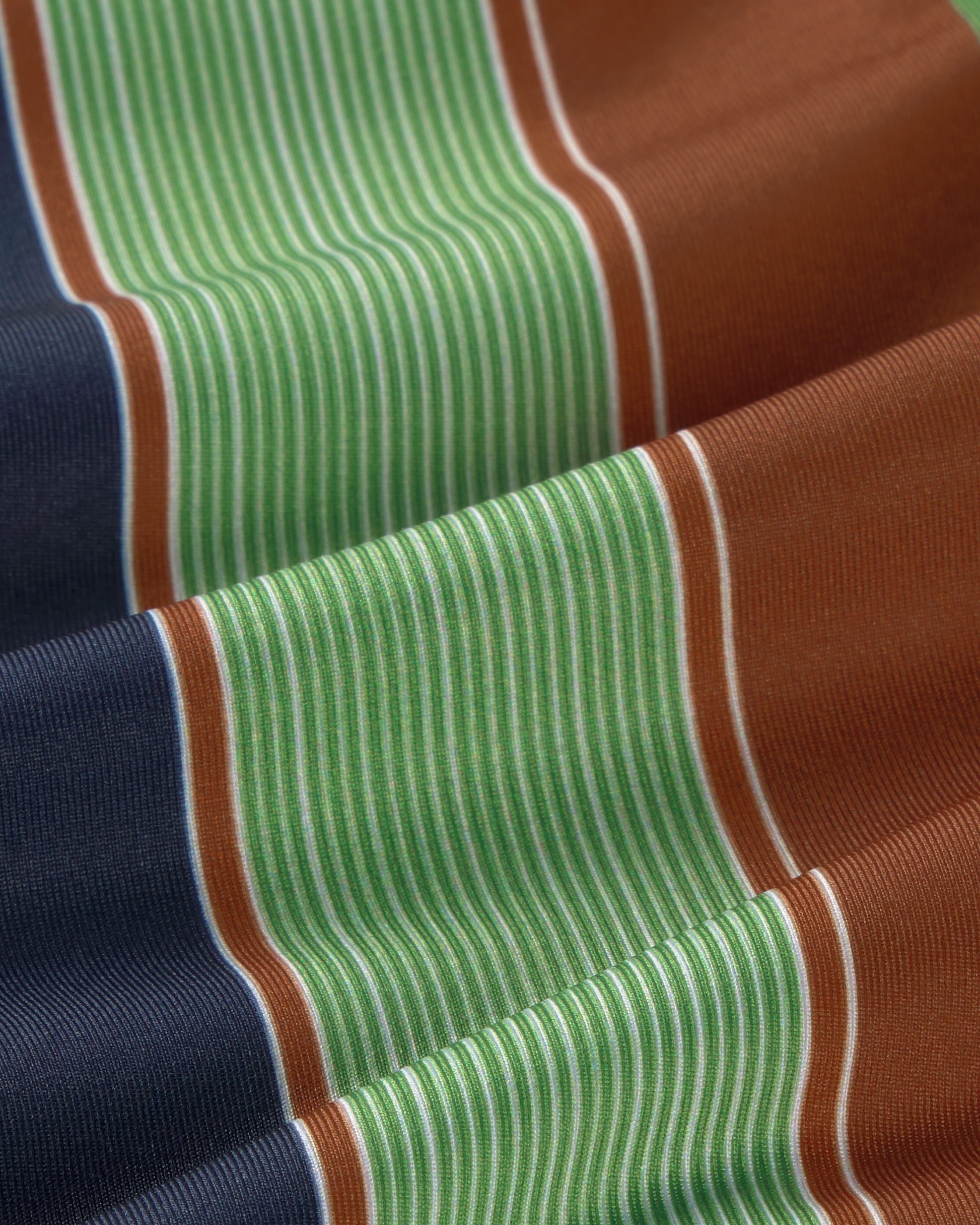 Bañador rayas multicolor Amalfi sostenible silueta - 2