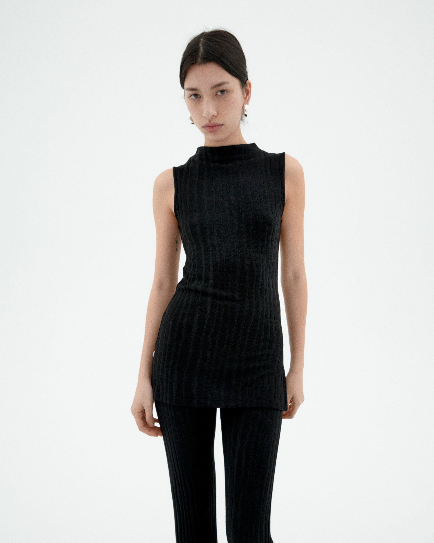 Top negro Velita sostenible-1