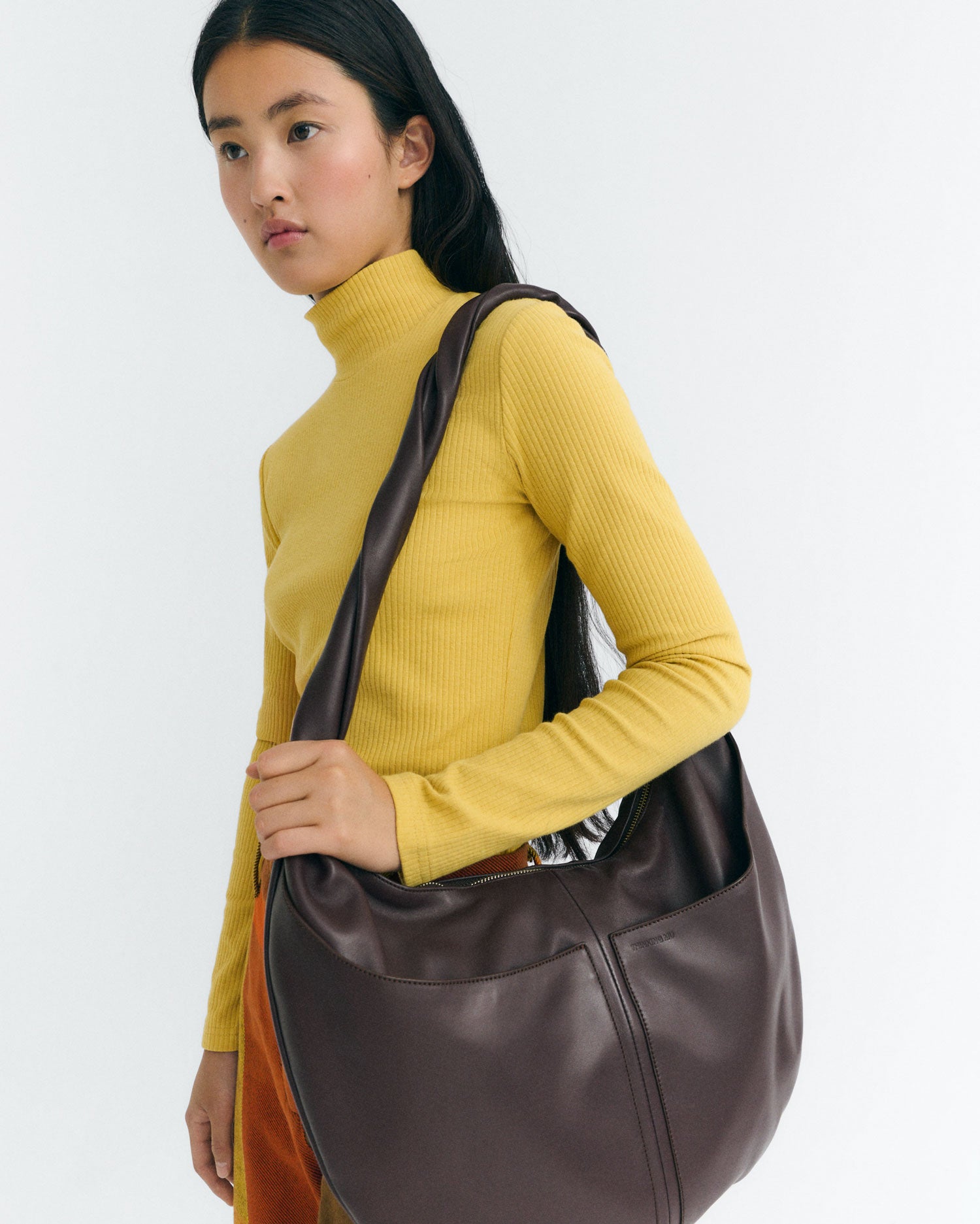 Top cuello alto amarillo hemp Aine sostenible - 3