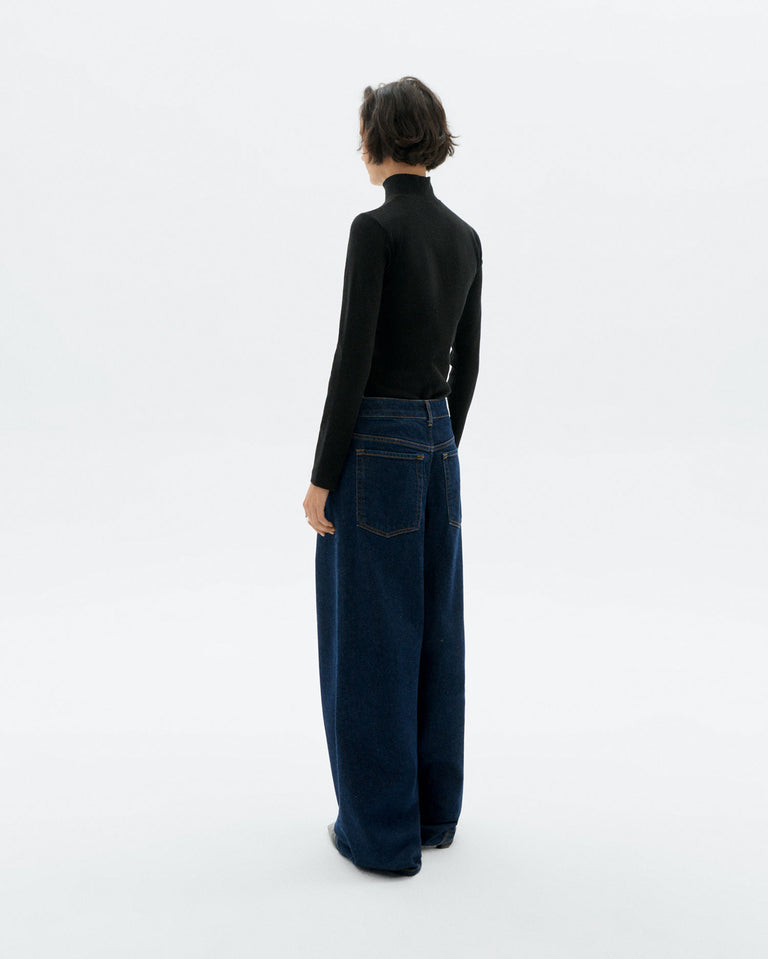 Top cuello alto negro hemp Aine sostenible - 4