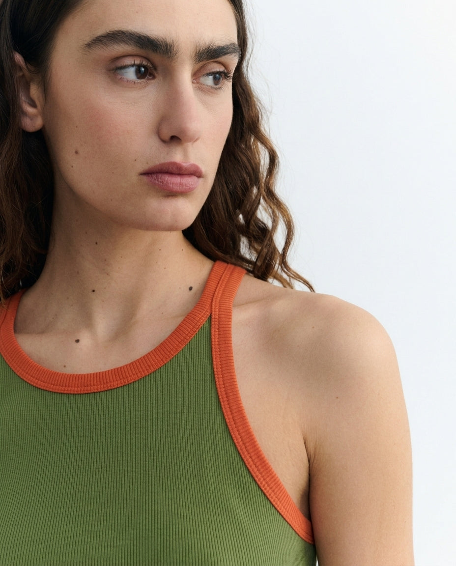 Top verde contraste Harriet sostenible-4.1