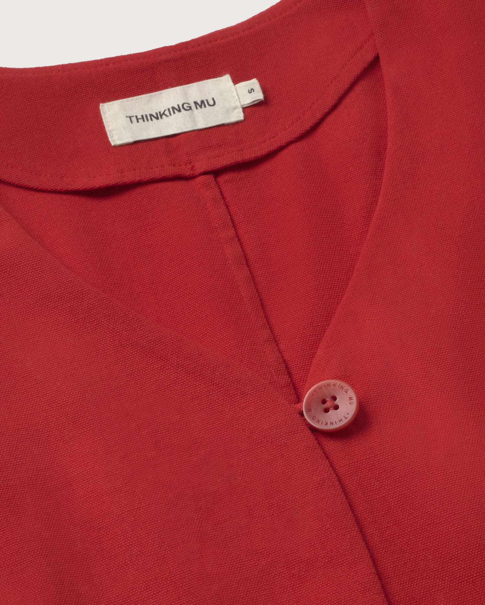 Chaleco rojo Alisa sostenible silueta - 2