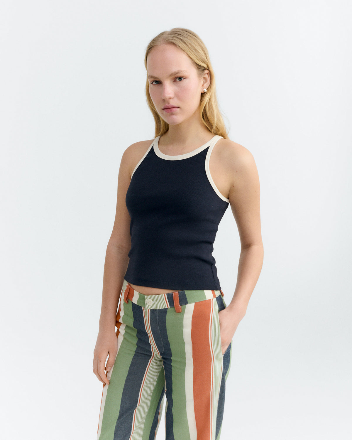 Top halter navy contraste blanco Harriet sostenible - 3