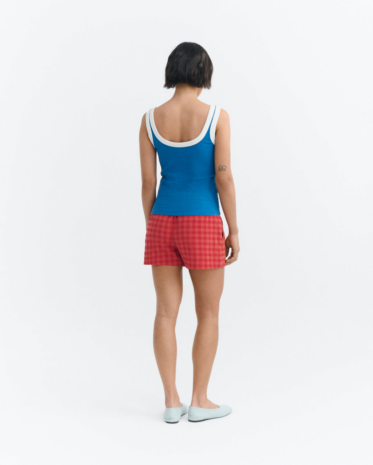 Top rib azul contraste blanco Julia sostenible - 4