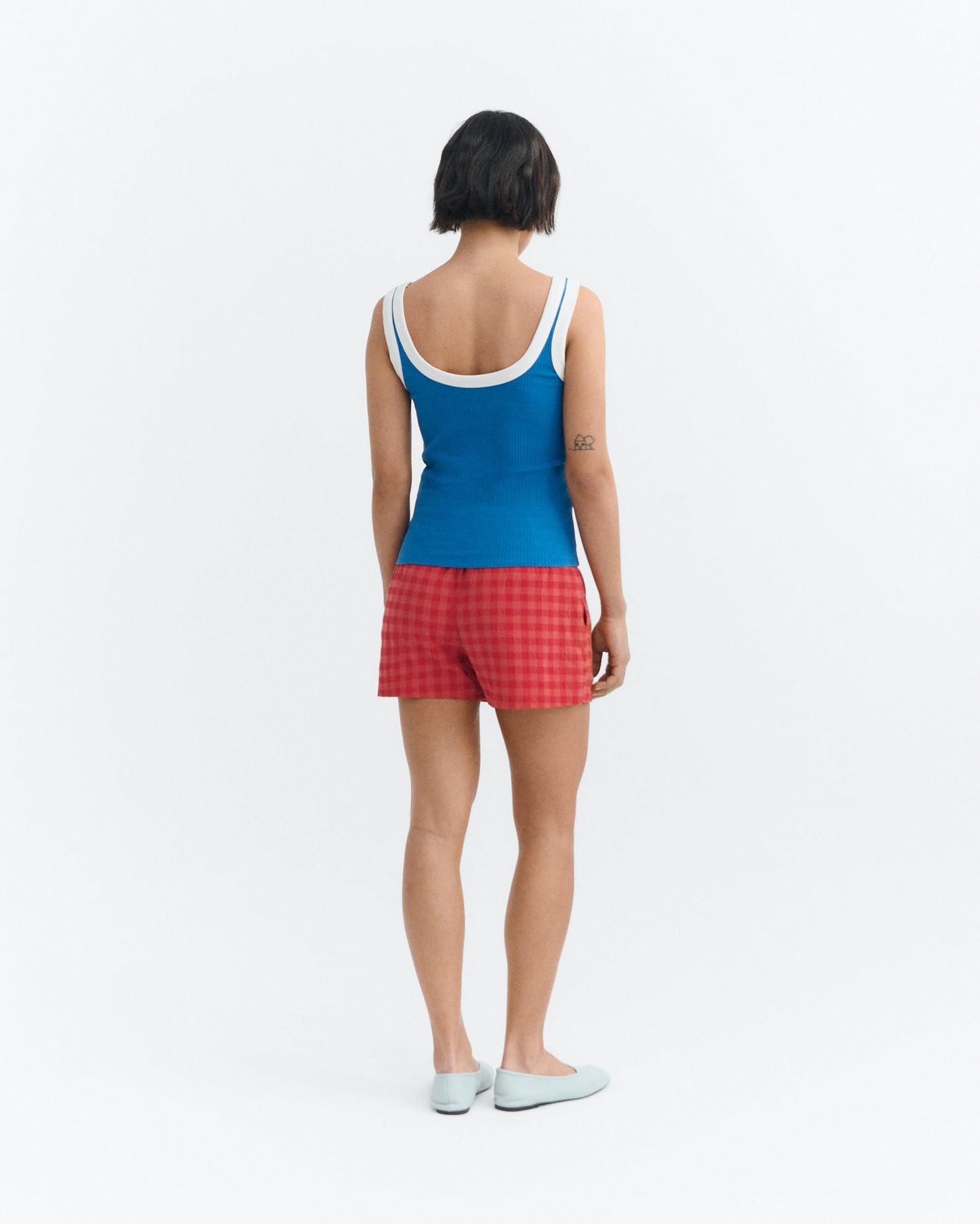 Top rib azul contraste blanco Julia sostenible - 4