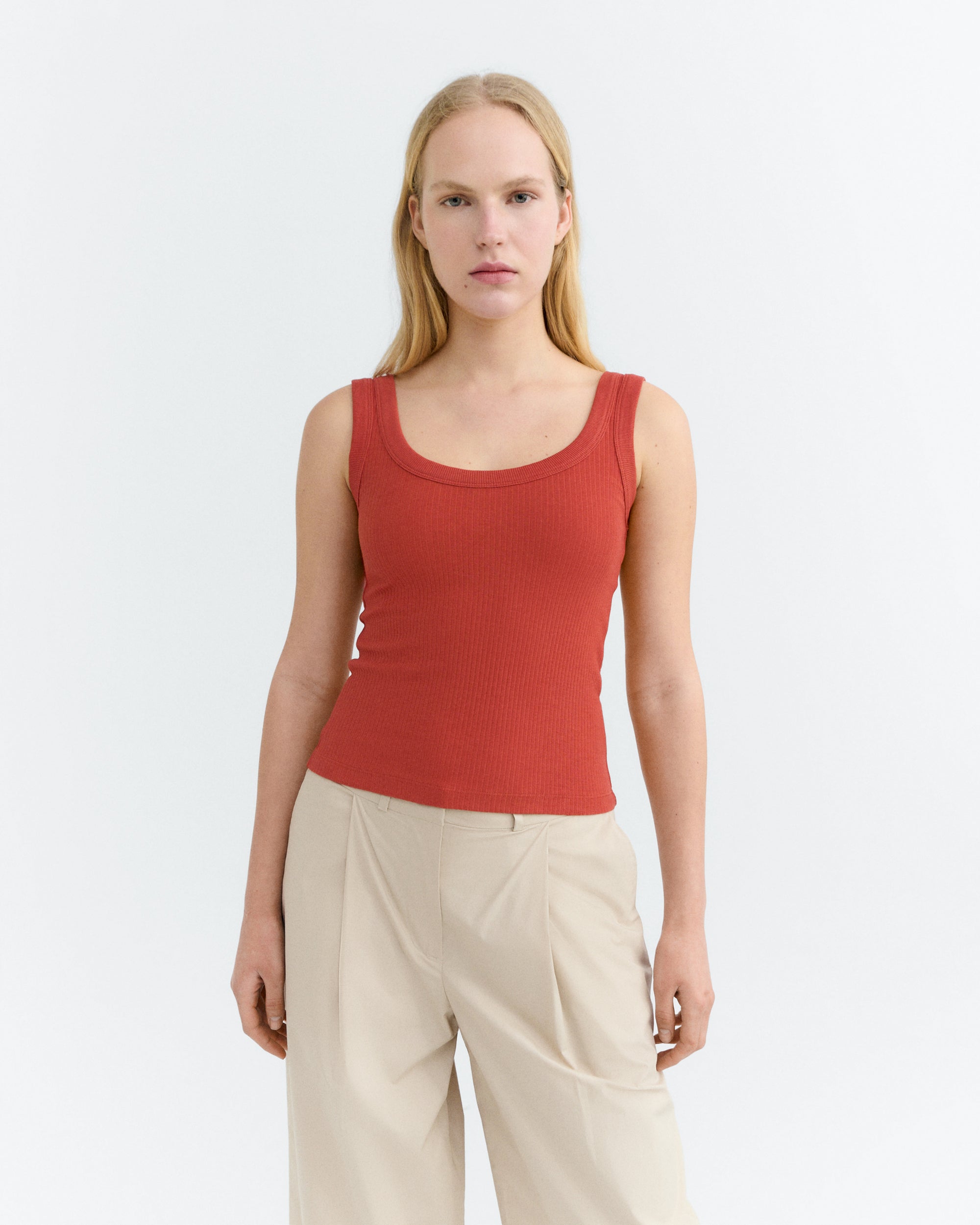 Top rib rojo Julia sostenible - 2