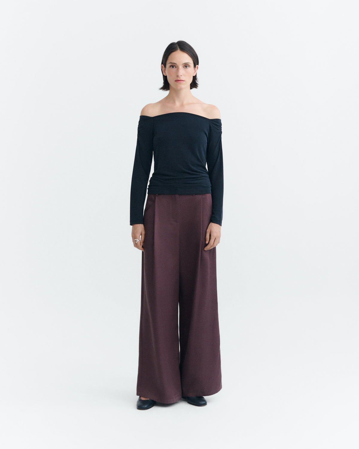 Top off shoulder negro Berta sostenible - 1