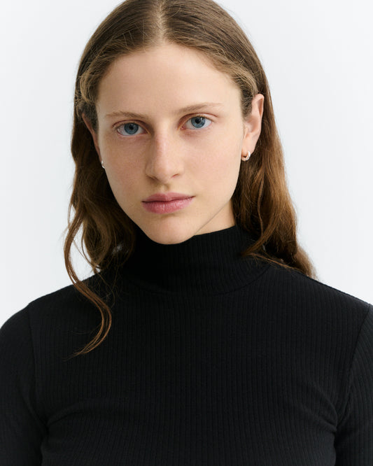 Top cuello alto rib negro Aine sostenible - 5
