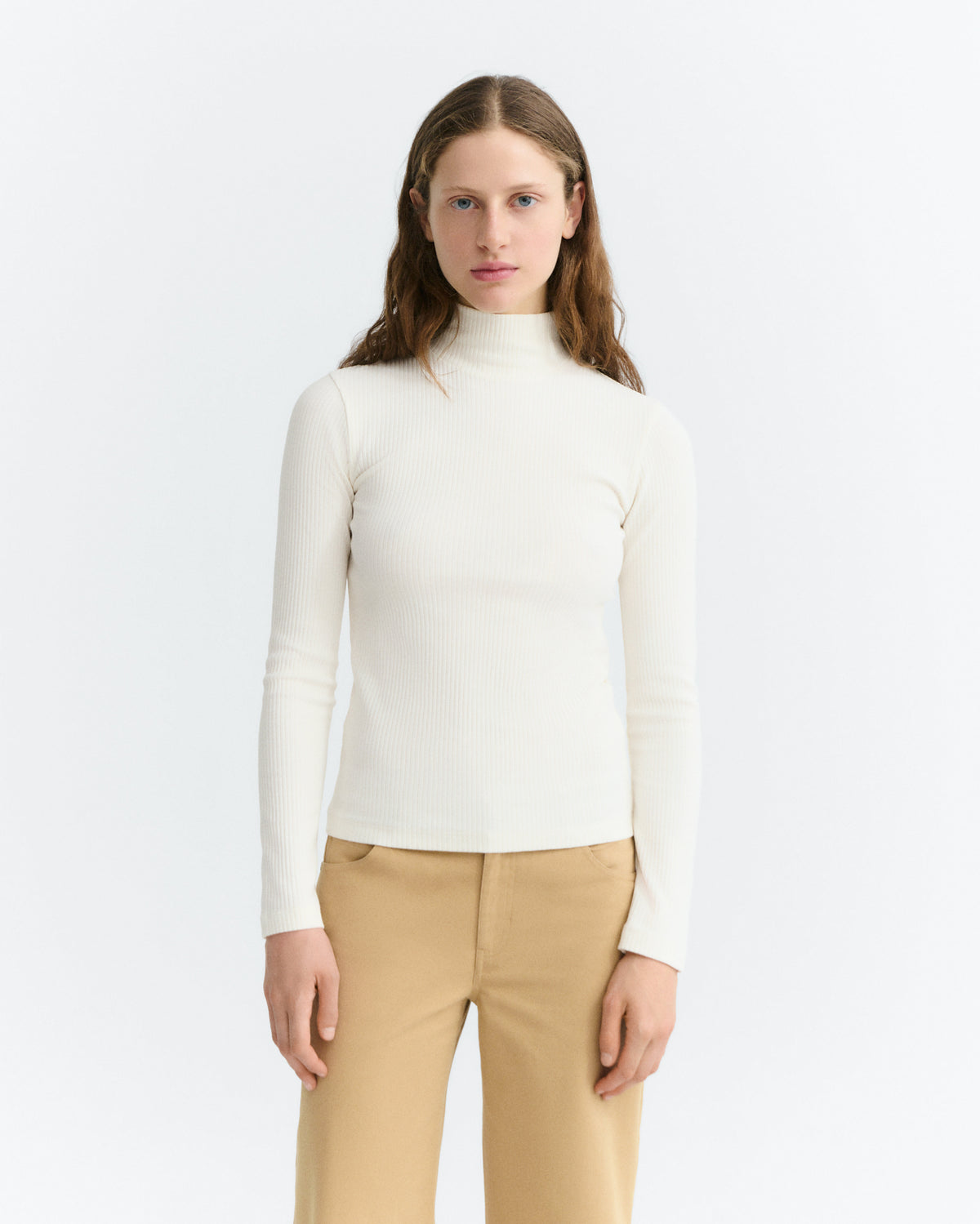 Top cuello alto rib blanco Aine sostenible - 2