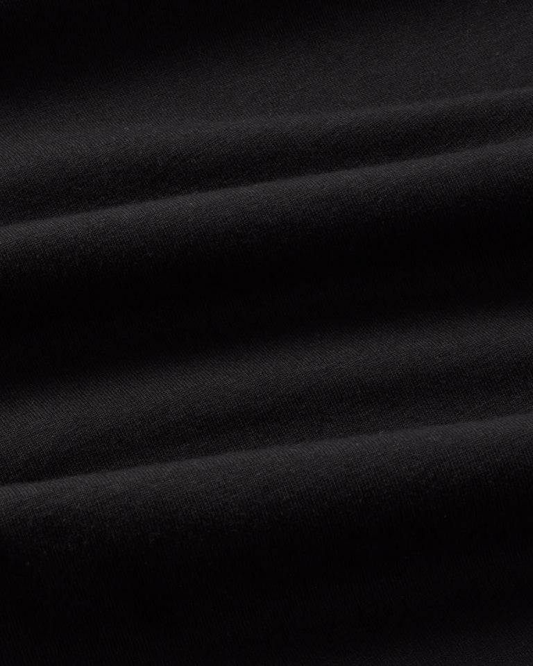 Camiseta negra Ida sostenible -silueta2