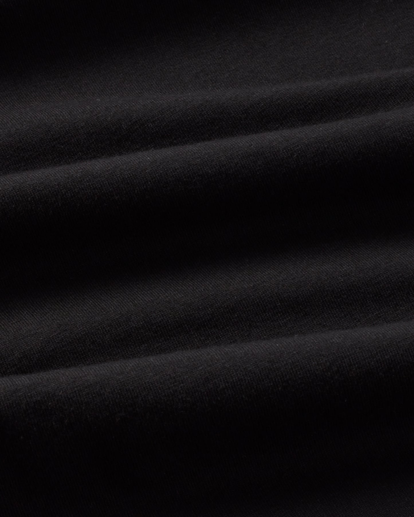 Camiseta negra Ida sostenible  - silueta 2