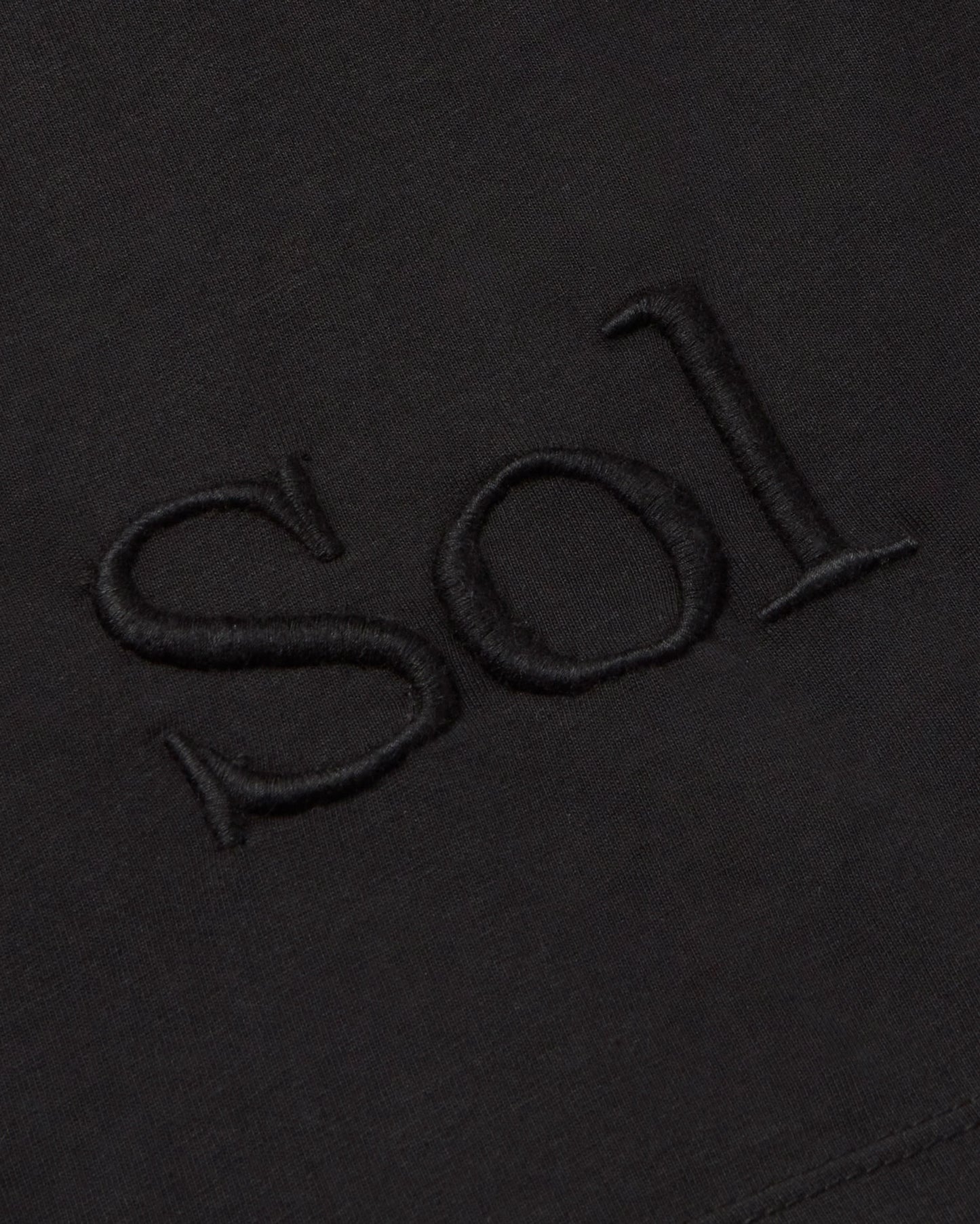 Camiseta negra sol type Ida sostenible - silueta 3