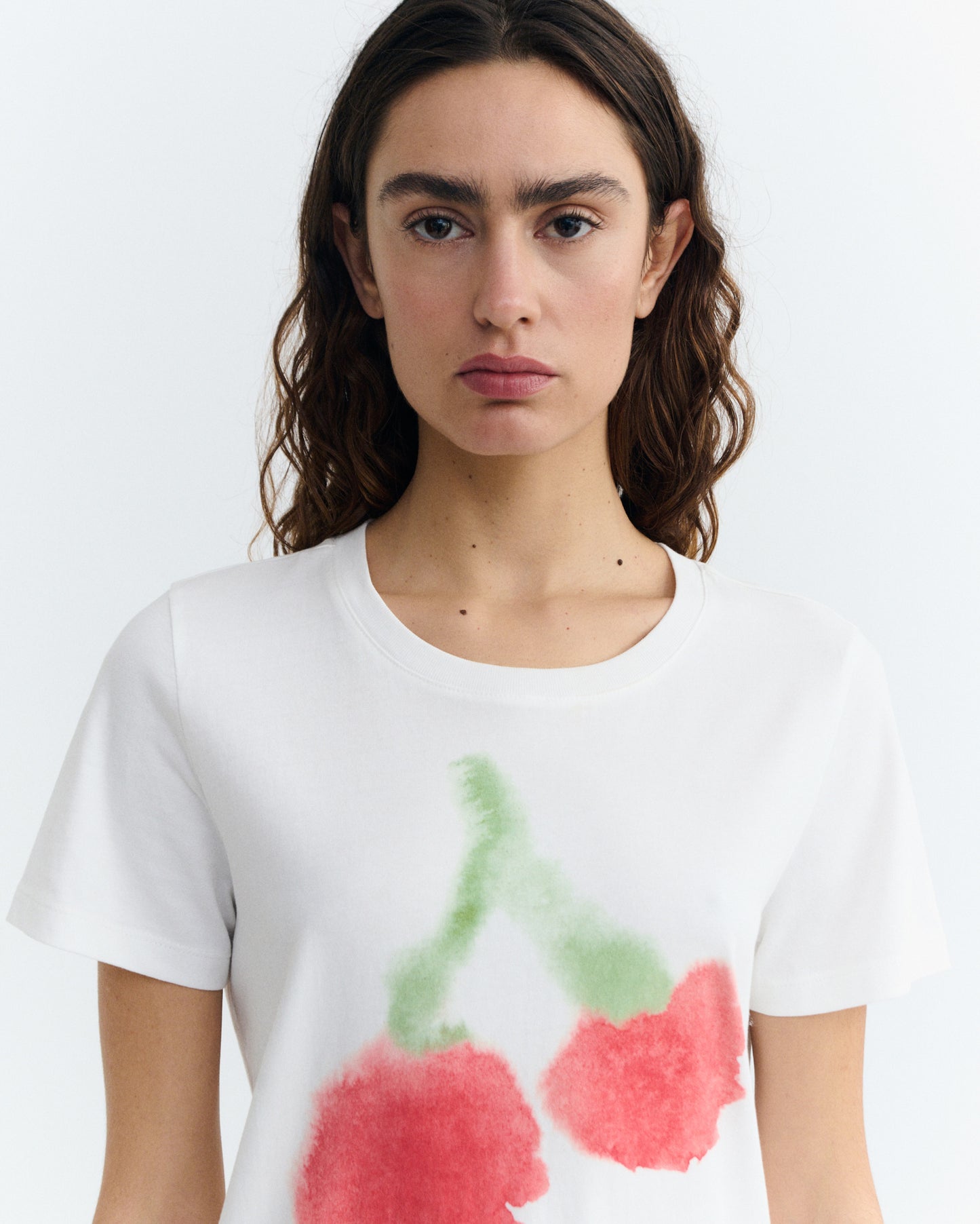 Camiseta blurry cherry Ida sostenible - 3