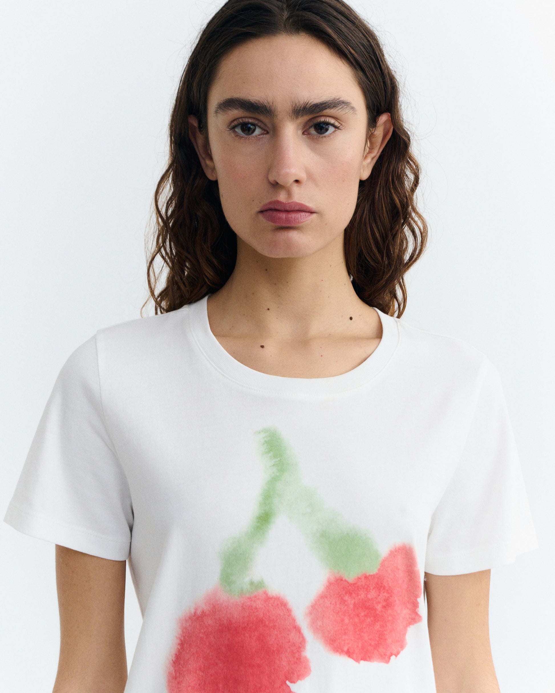 Camiseta blurry cherry Ida sostenible - 3