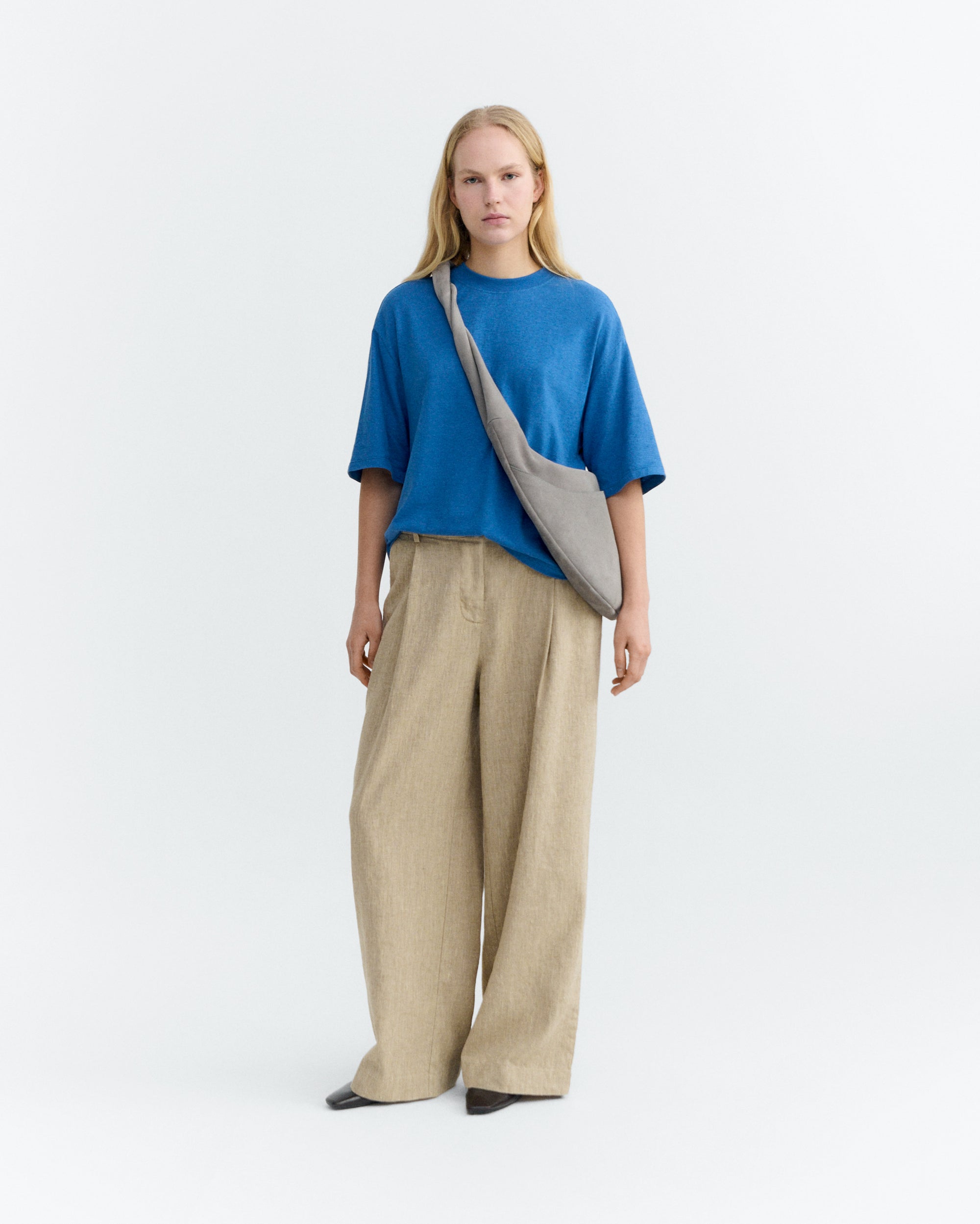 Camiseta oversize azul hemp Lena sostenible - 1