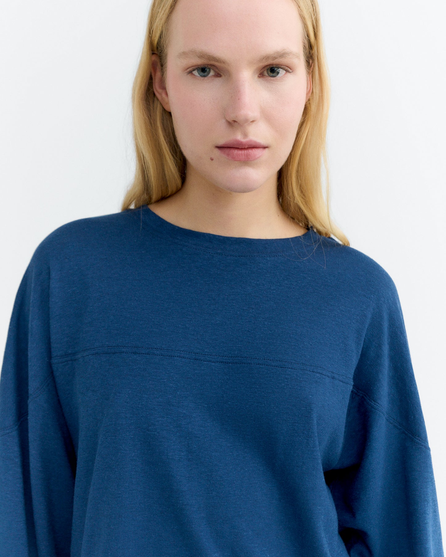 Camiseta oversize azul hemp Bar sostenible - 3