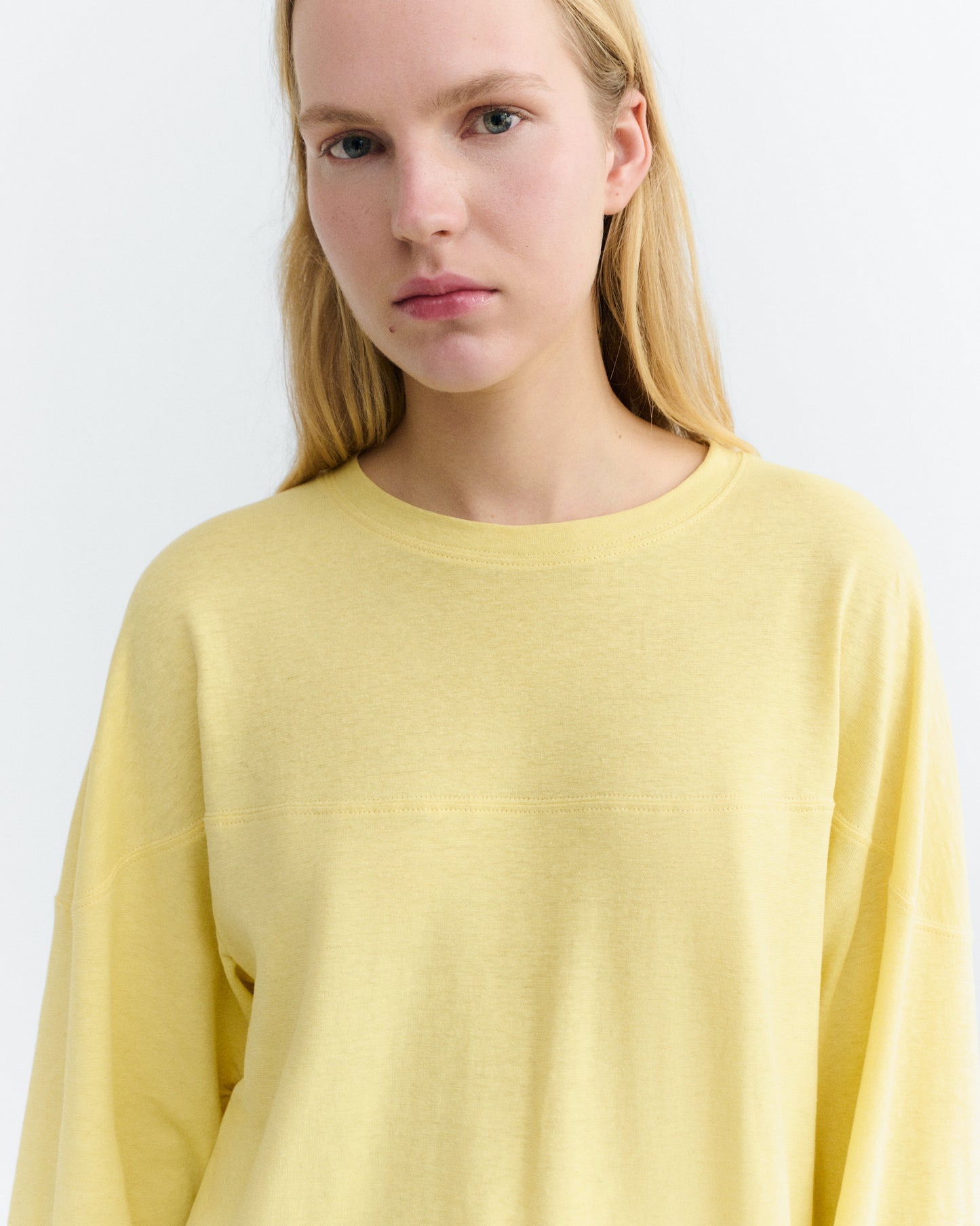 Camiseta oversize amarilla hemp Bar sostenible - 2