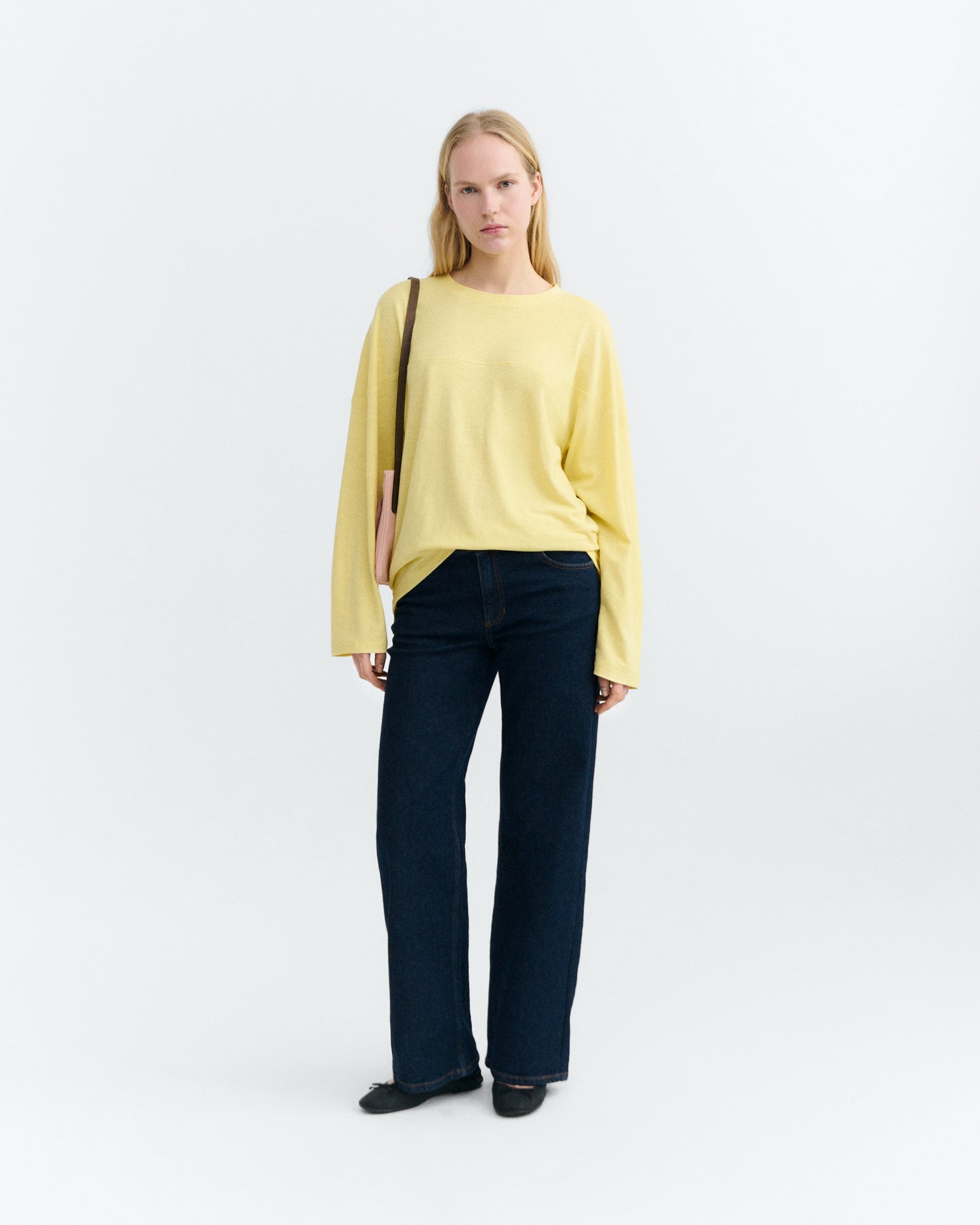 Camiseta oversize amarilla hemp Bar sostenible - 5