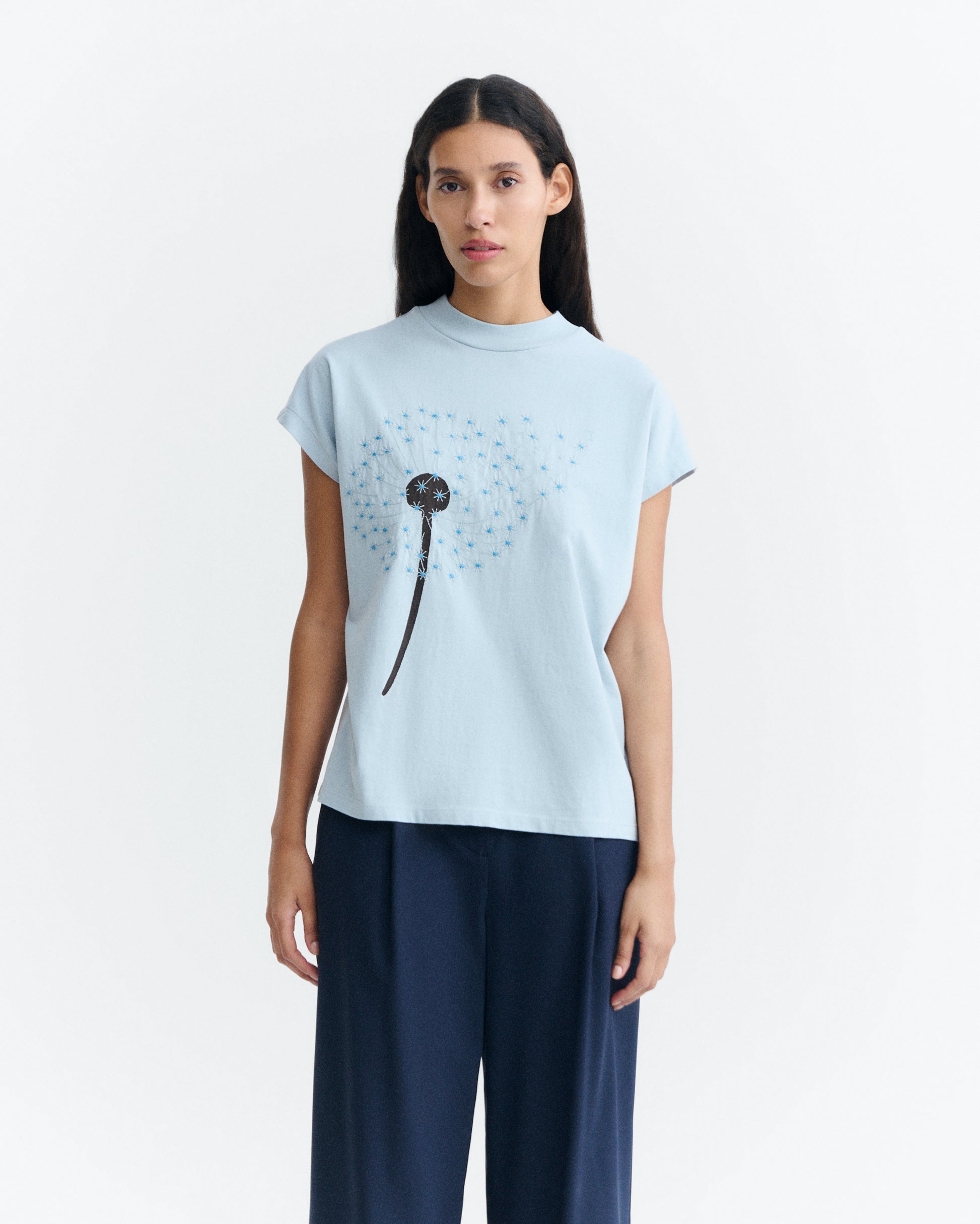 Camiseta bordada azul dandelion Volta sostenible - 2
