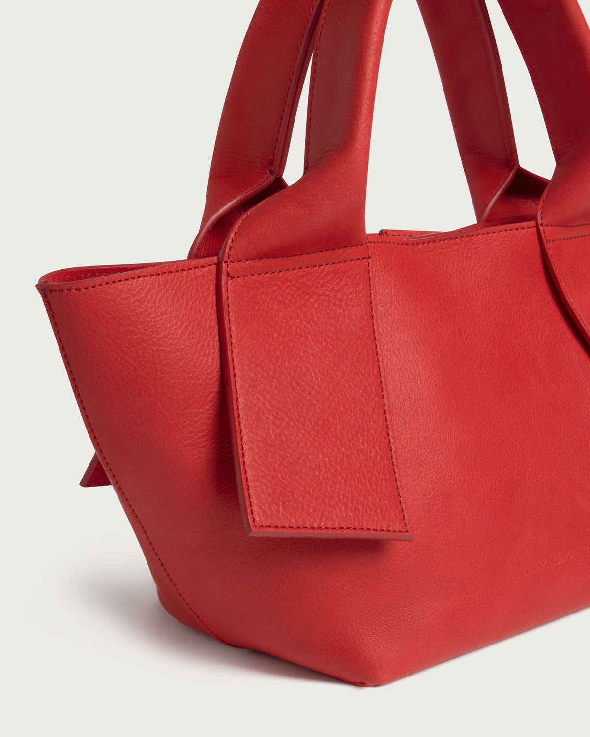 Bolso mini rojo piel Pepo sostenible - silueta 4