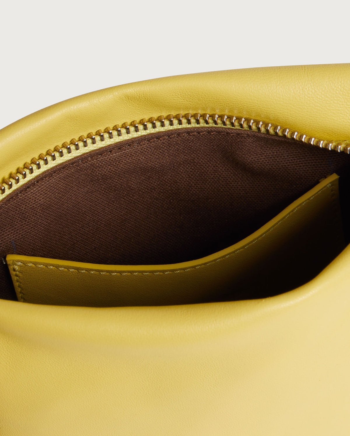 Bolso hombro amarillo piel Bonbon sostenible - silueta 5