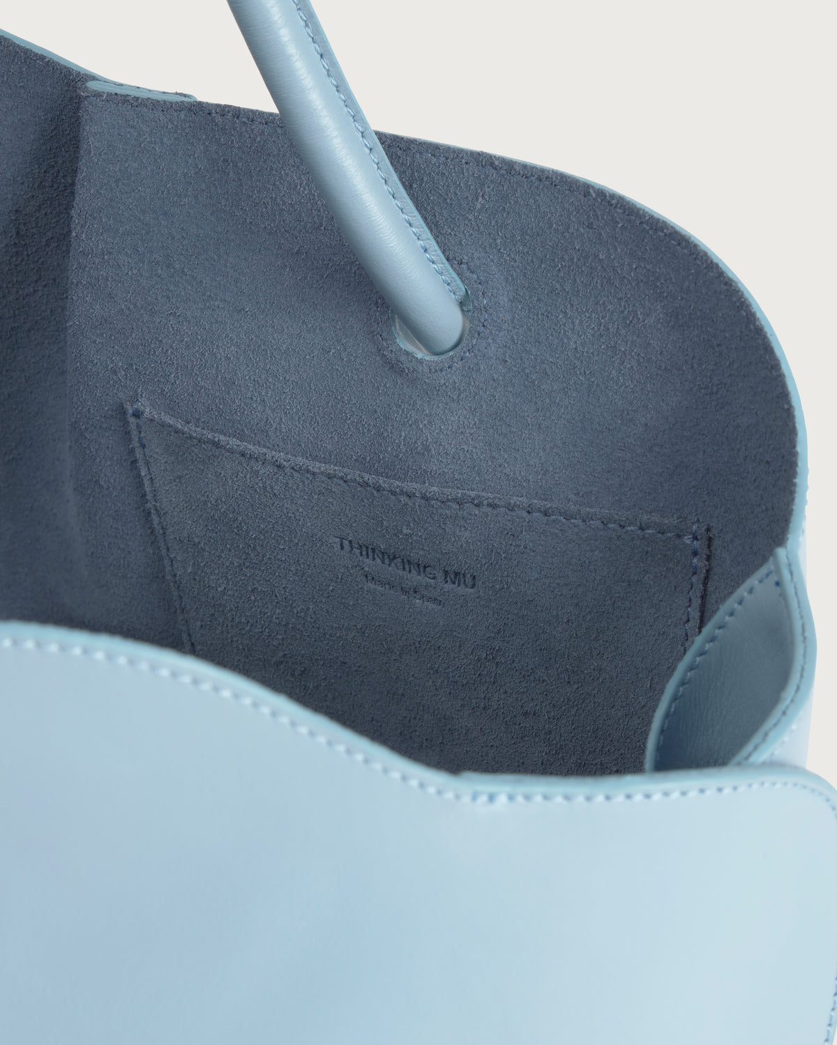 Bolso azul claro piel Julie sostenible silueta - 5