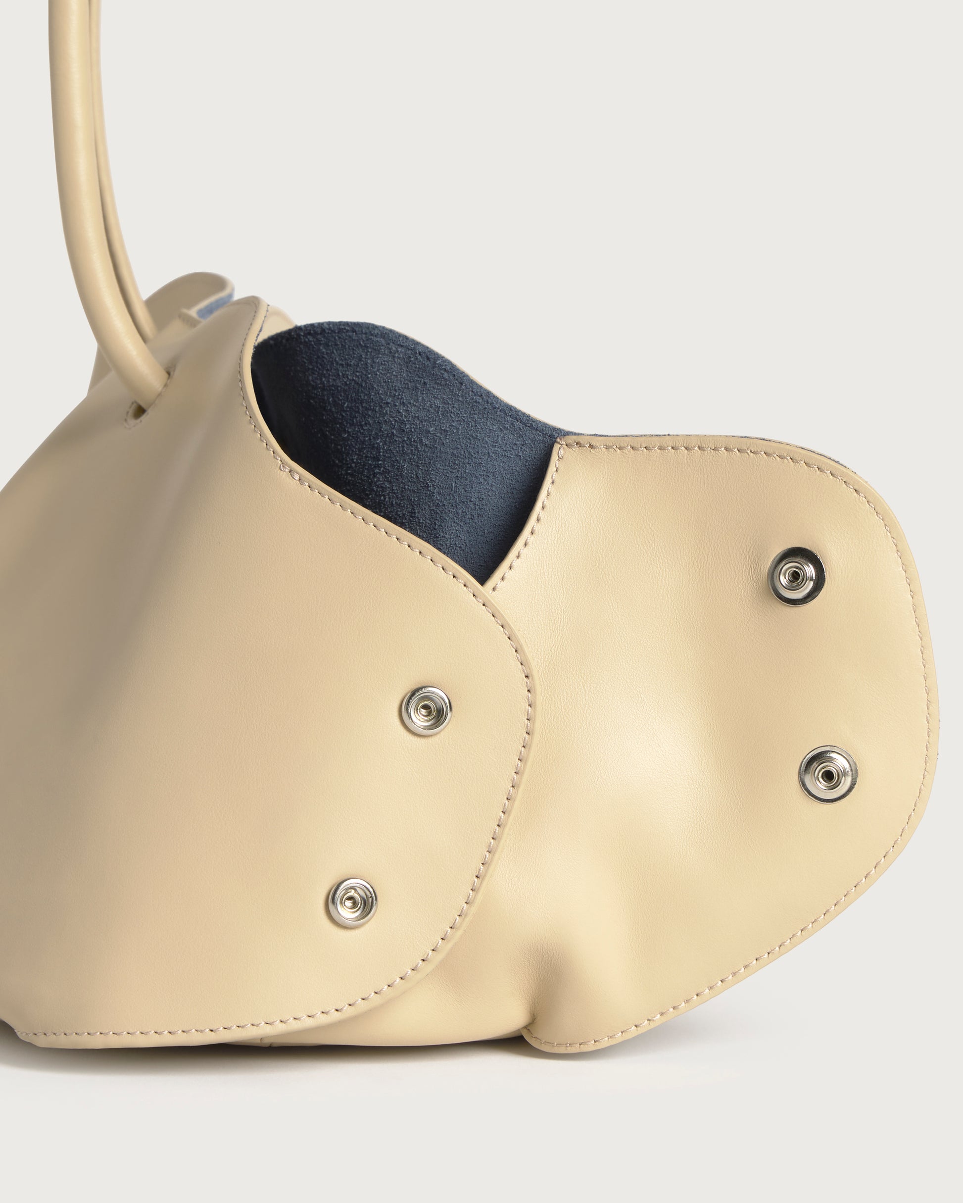 Bolso beige piel Julie sostenible silueta - 7