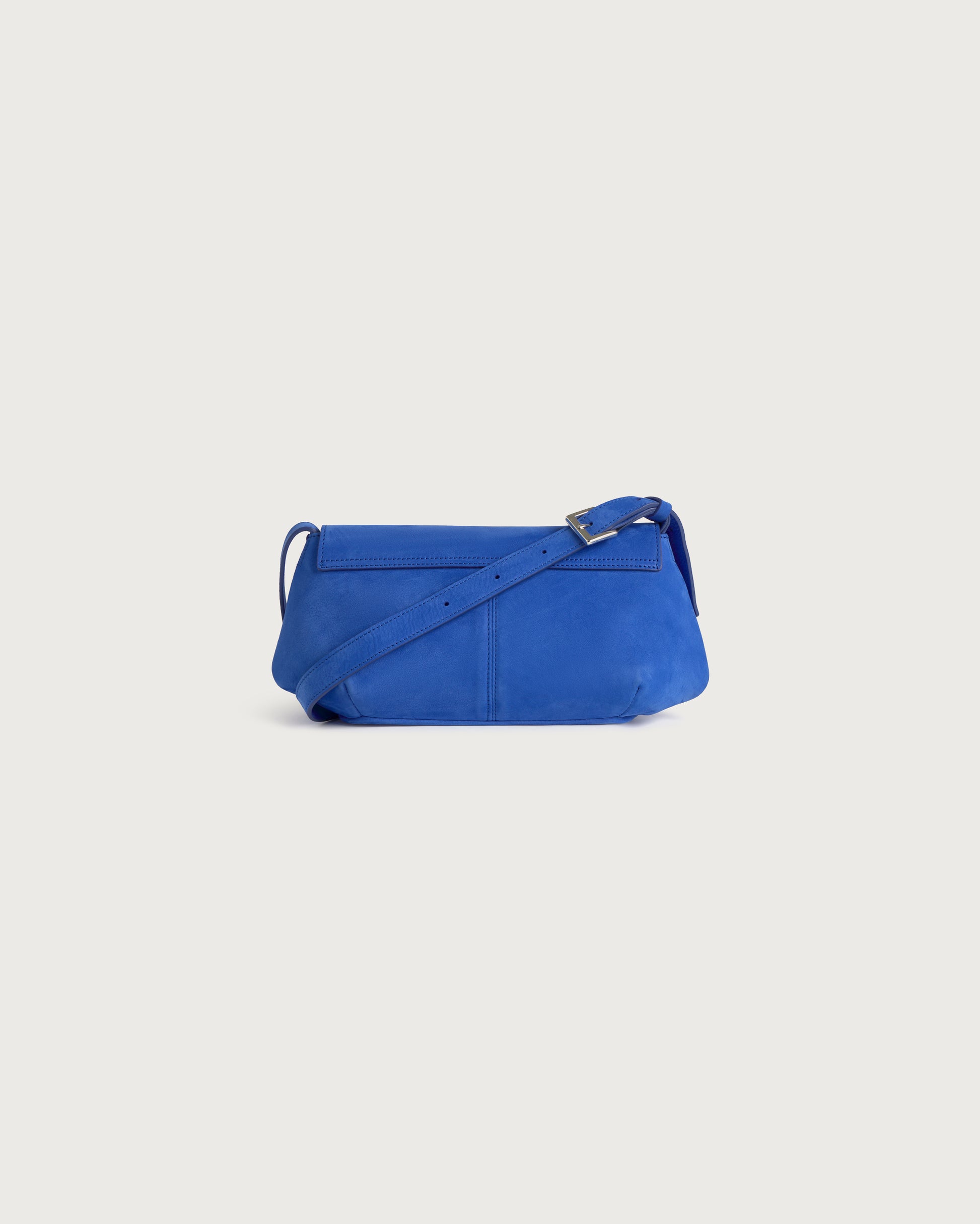 Bolso azul eléctrico piel Jennie sostenible silueta - 3