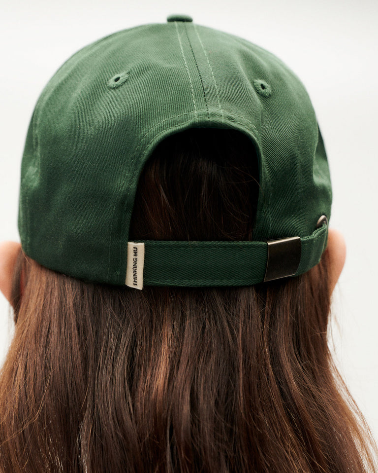 Gorra verde Thinking Chris sostenible-4