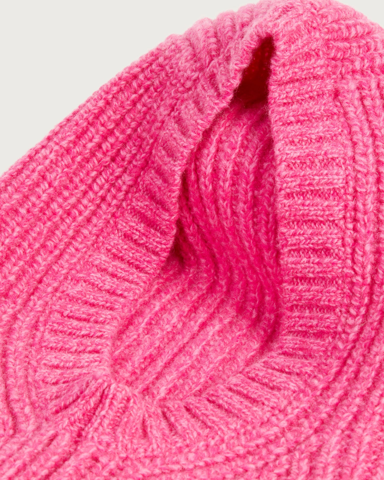 Balaclava rosa Jude sostenible - silueta 2