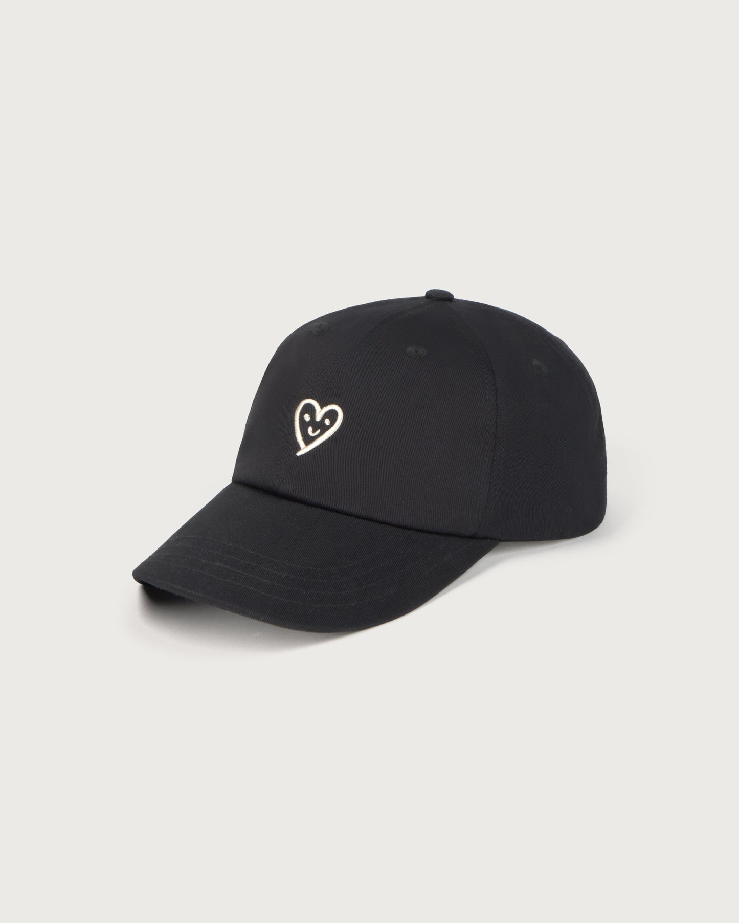 Gorra negra cutre heart Chris sostenible - silueta 1