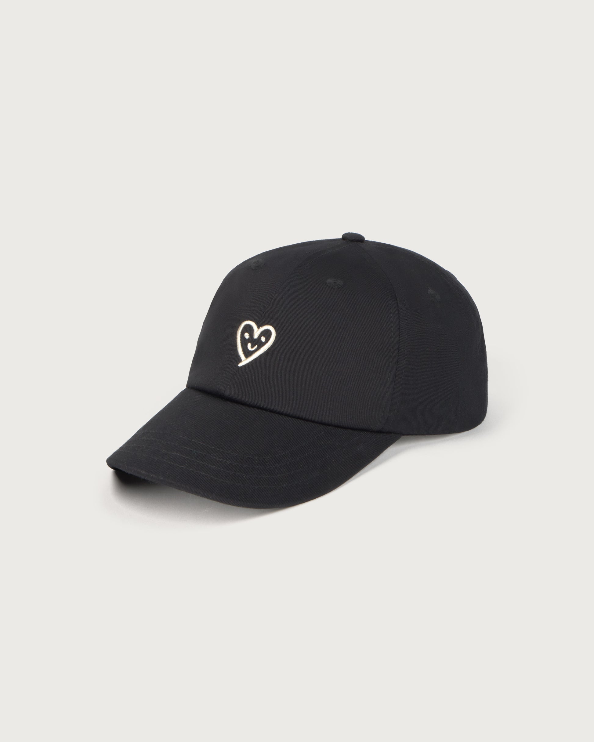 Gorra negra cutre heart Chris sostenible - silueta 1