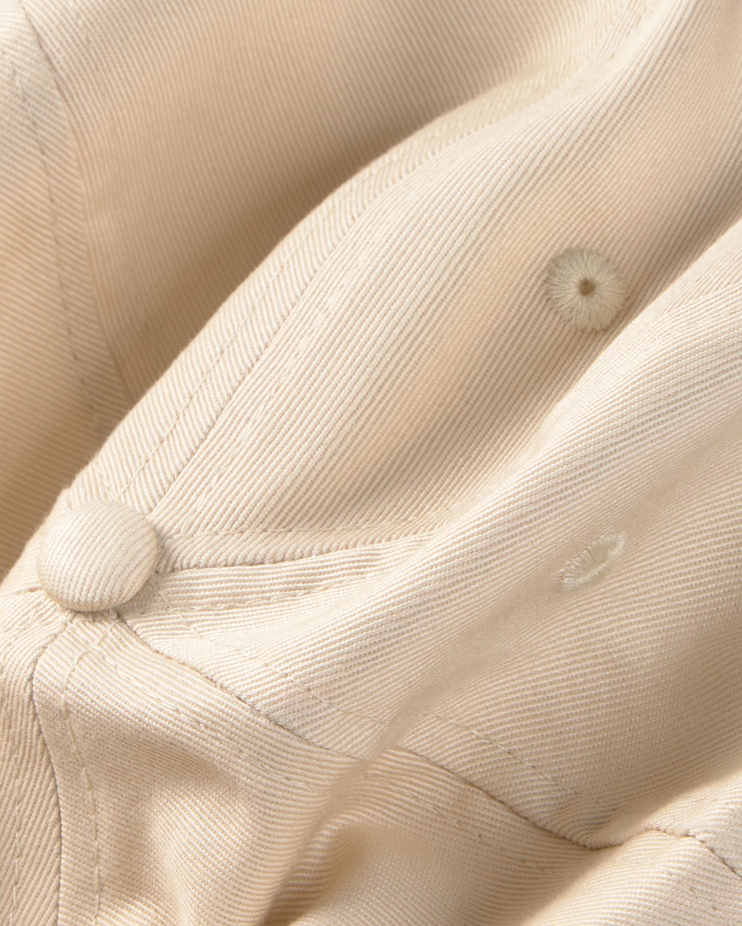 Gorra cruda thinking Chris sostenible - silueta 5