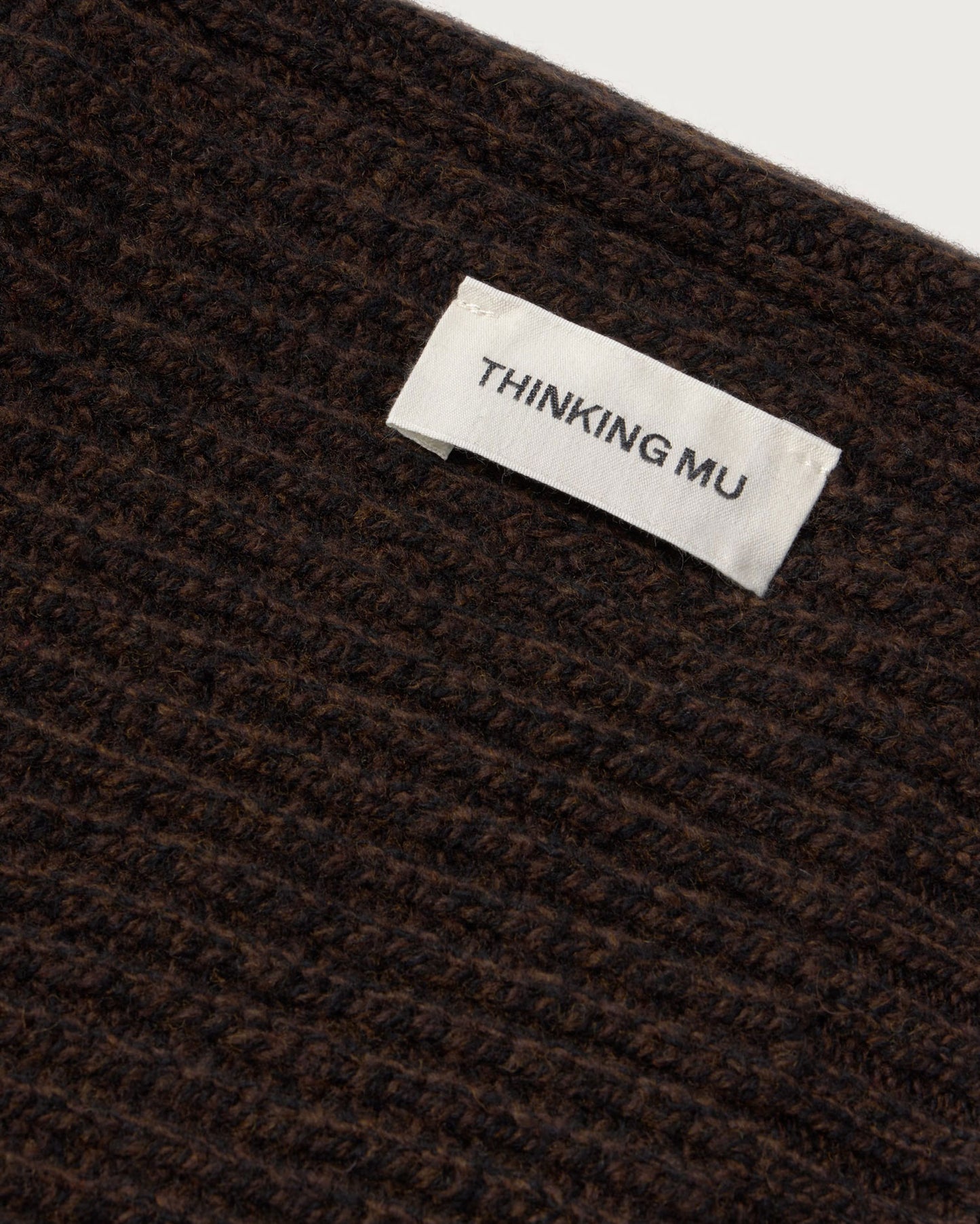 Balaclava lana marrón Jude sostenible silueta - 2