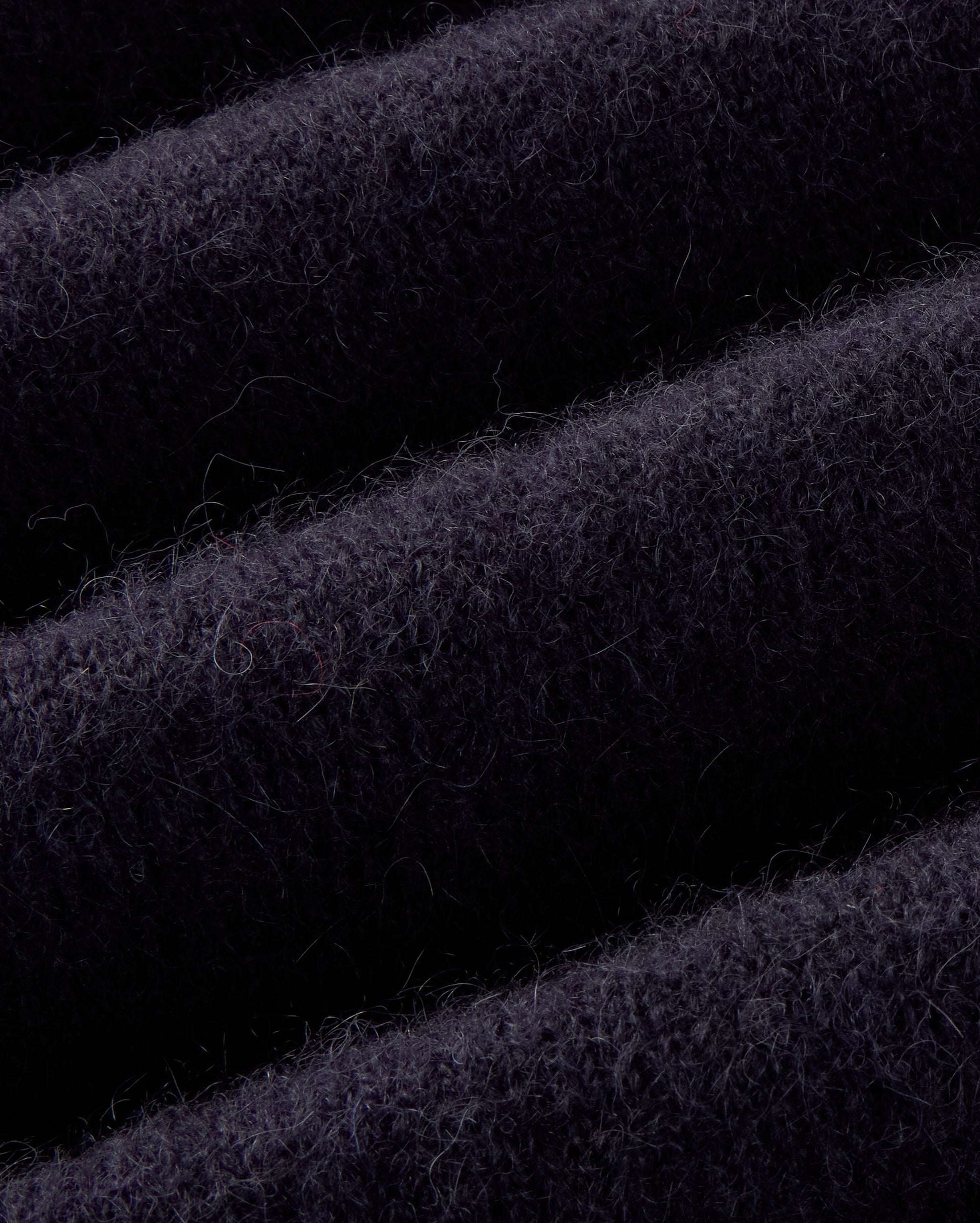 Bufanda azul lana alpaca Lauren sostenible-silueta 2