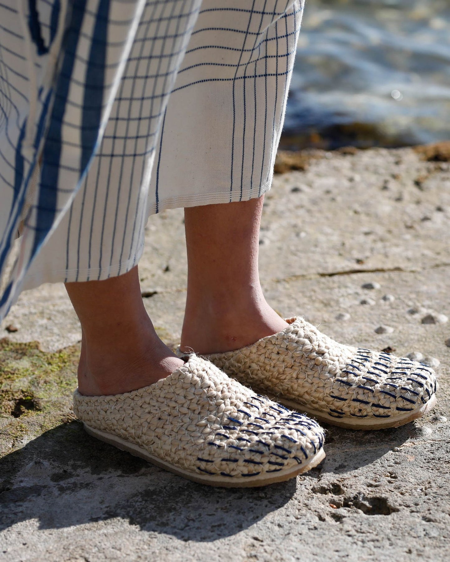 Lluc beige clogs