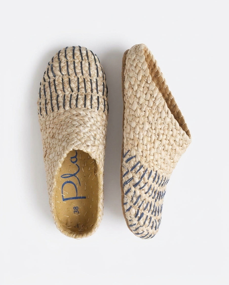 Lluc beige clogs