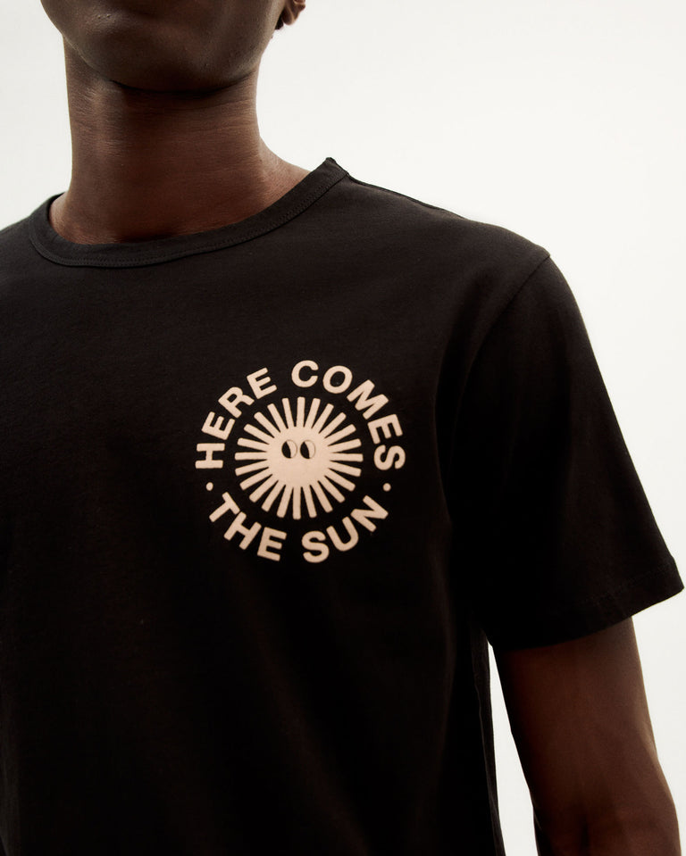 Camiseta negra Happy sun sostenible-2