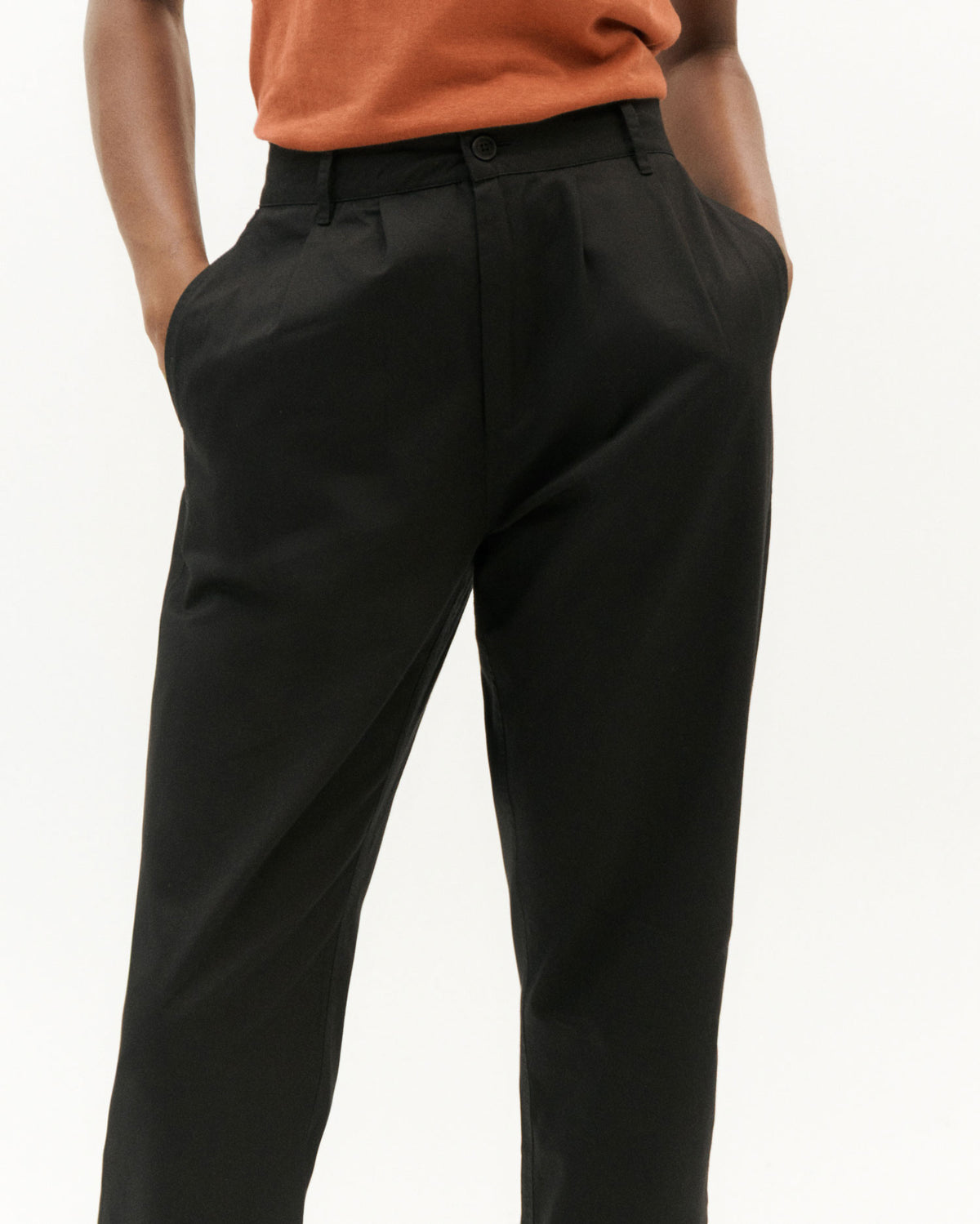 Pantalón carrot Rina light