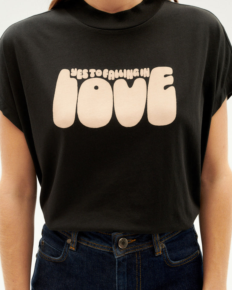 Camiseta Yes love negra-3